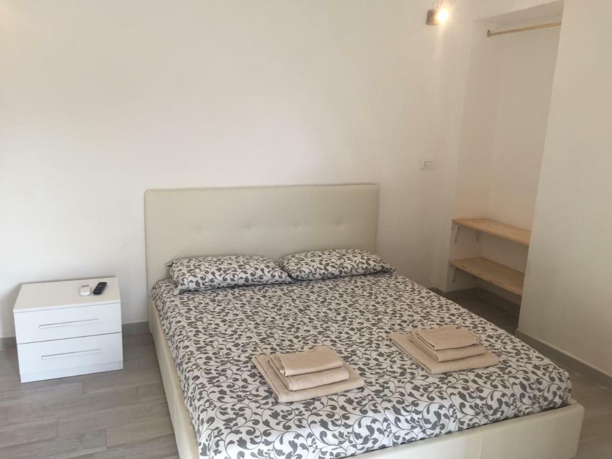 Monolocale Via Berthollet 6 * Turin